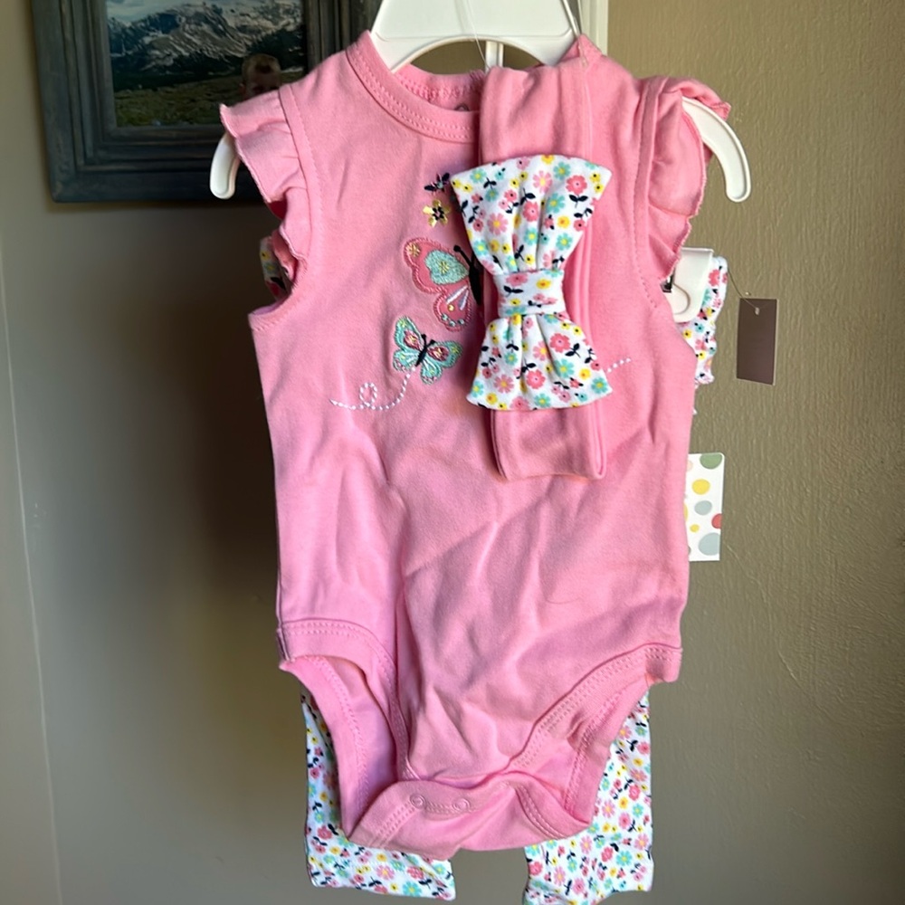 Little Me 6 moths outfit set NWT